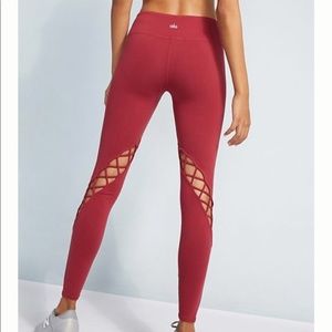 NWT Alo Yoga Entwine Yoga Leggings
